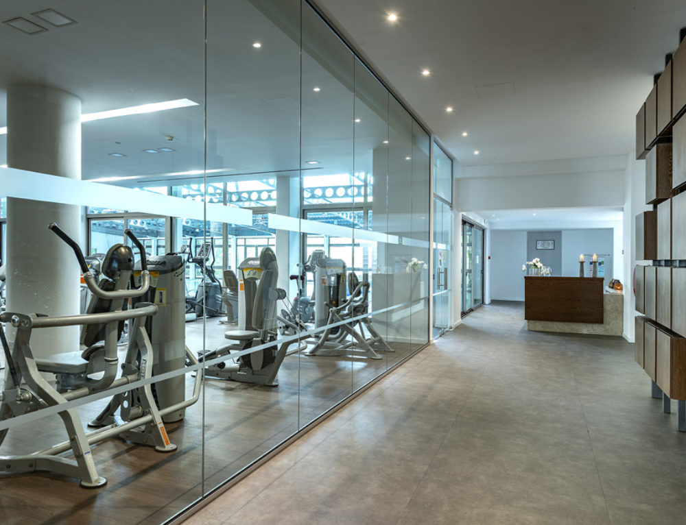 Gym Weights GE Pavlo Napa Beach Hotel